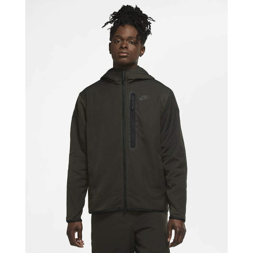Nike Sportswear Tech Essentials Thermore Jacket - Picture 2 of 8